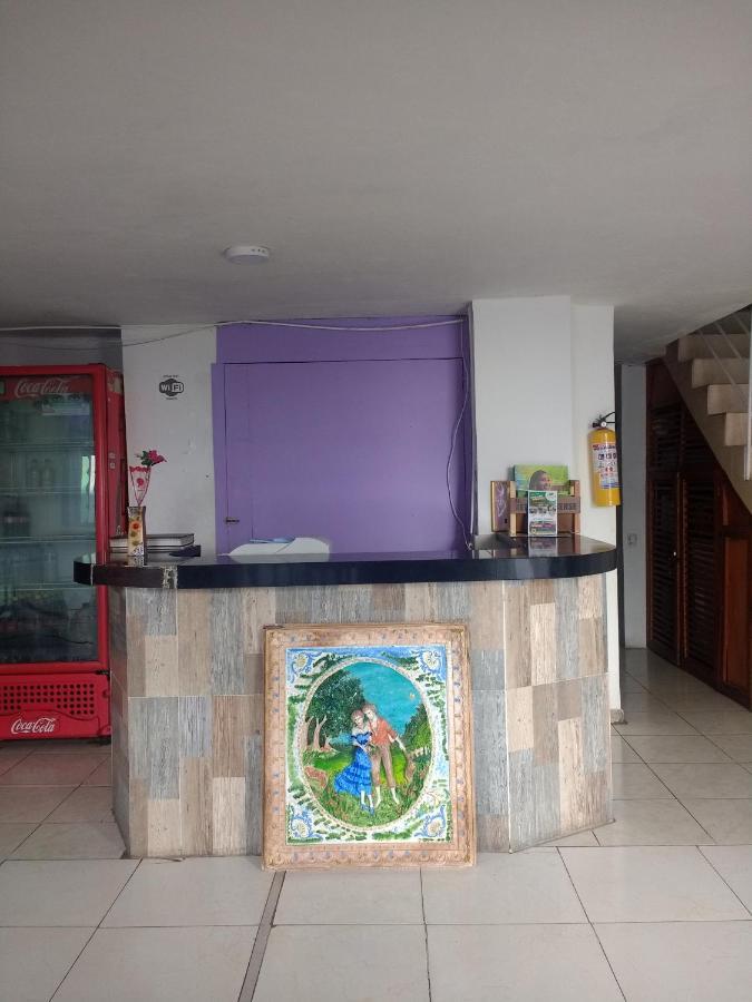 Hostal Fareb Cartagena エクステリア 写真
